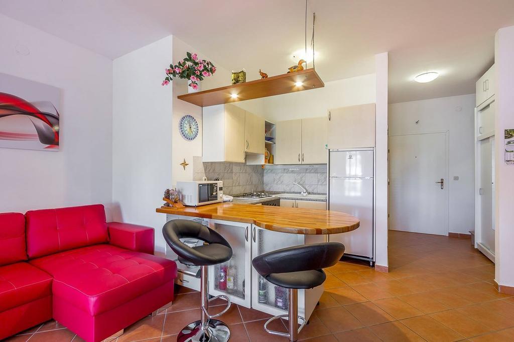Apartments Villa Ana Medulin Bagian luar foto
