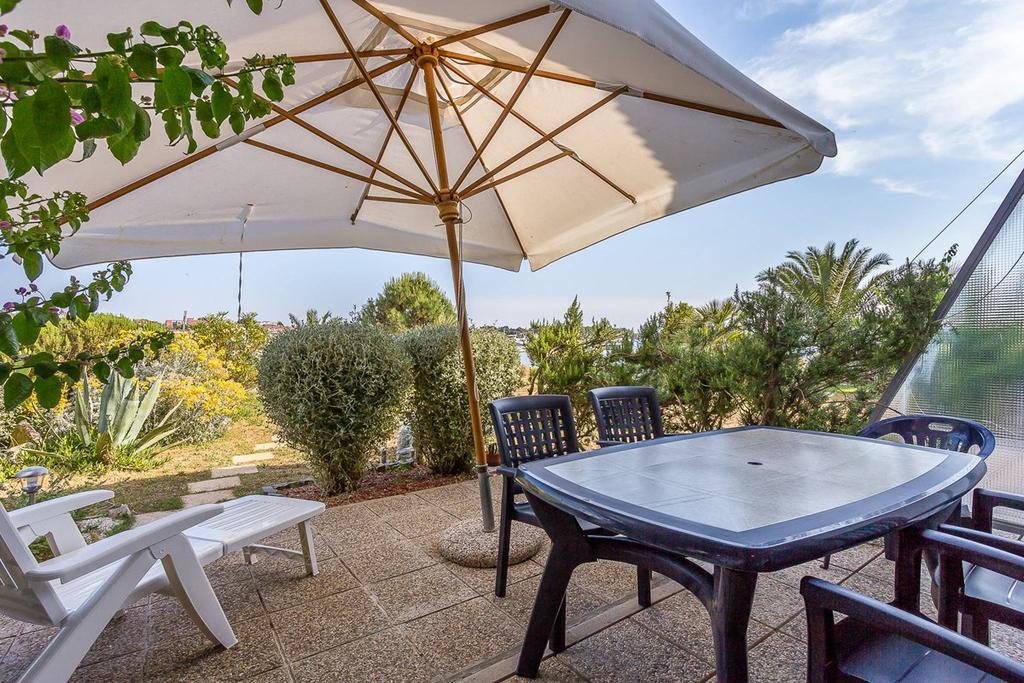 Apartments Villa Ana Medulin Bagian luar foto
